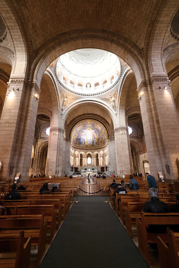 parijs france frankrijk eifeltoren basilique du Sacre coeur Arc de Triomphe Opera Garnier paris place concorde notre dame kathedraal kerk louvre museum basiliek